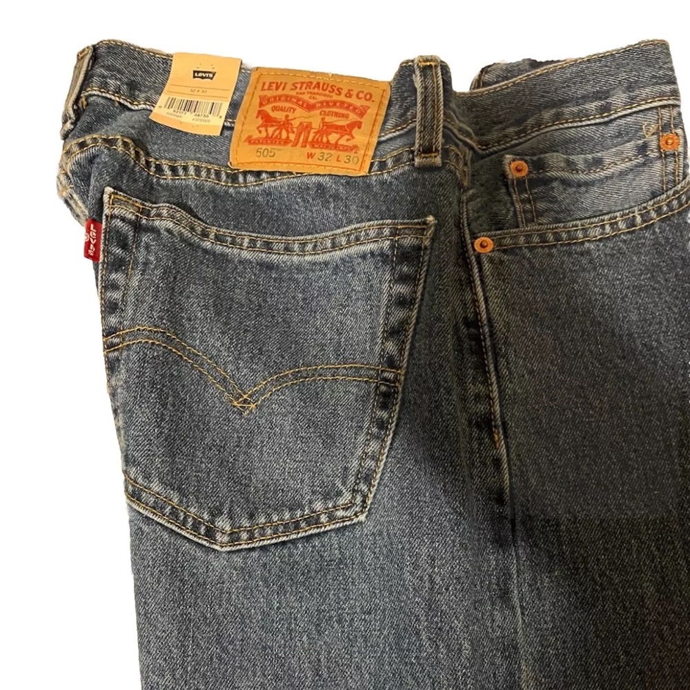 Levi 505 NWT 32x30